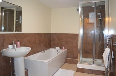 North Terrace, Denton, Newcastle - Image 3